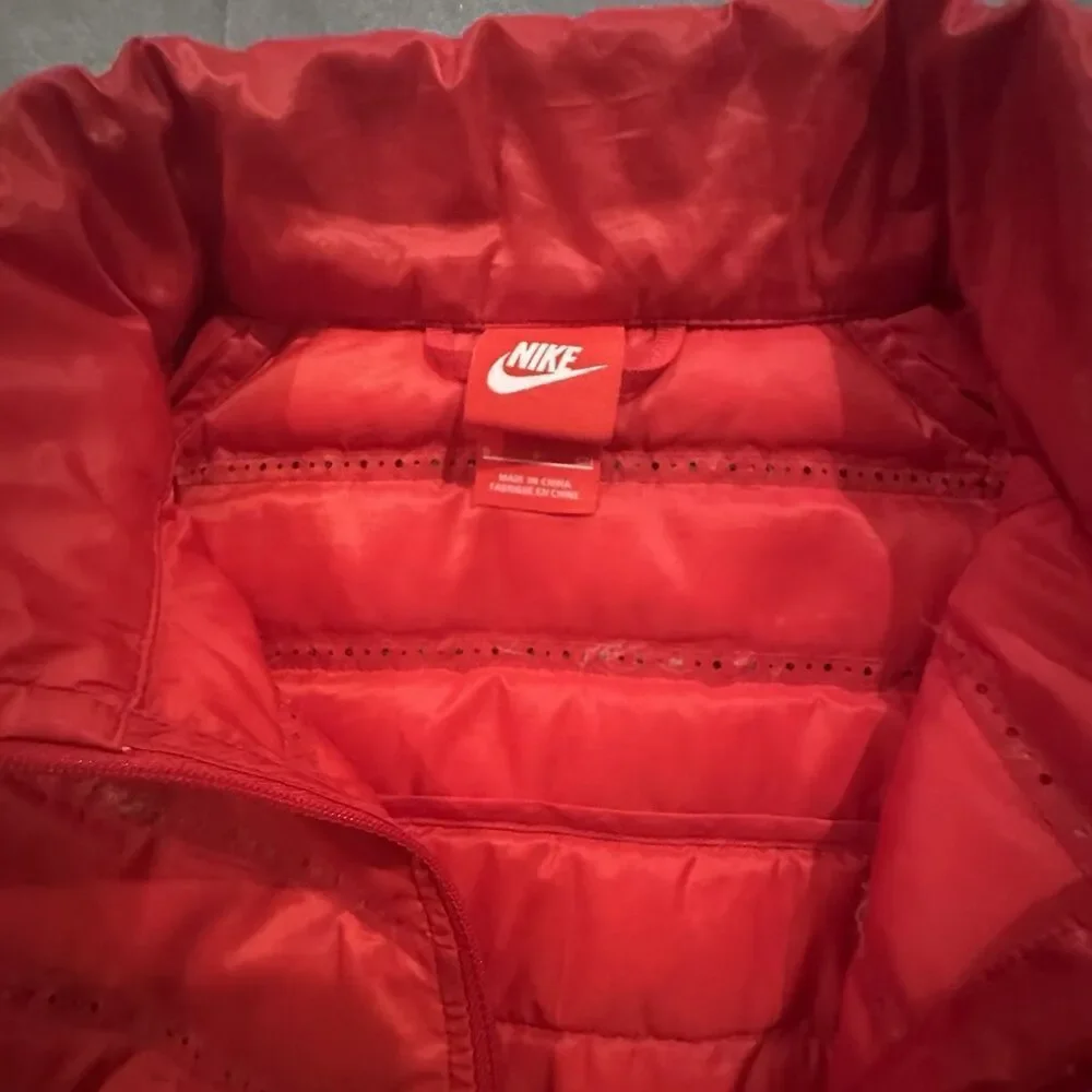 Nike Aeroloft 800 Summit Puffer Jacket Womens Small Goose Down Red Full Zip